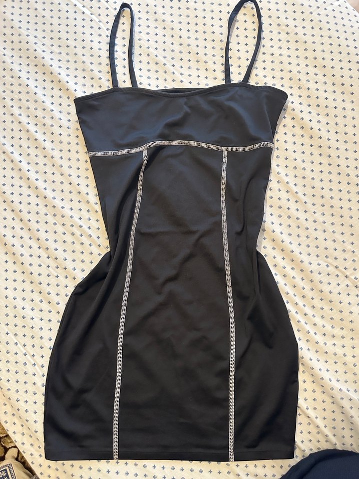 Siyah dikiş Detaylı Mini Elbise - Görsel 5