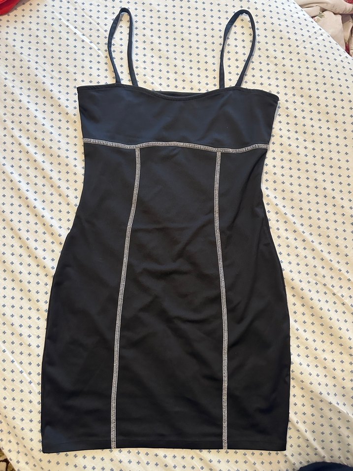 Siyah dikiş Detaylı Mini Elbise - Görsel 4