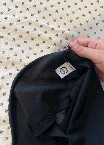 Siyah tül detay straplez üst - Görsel 3