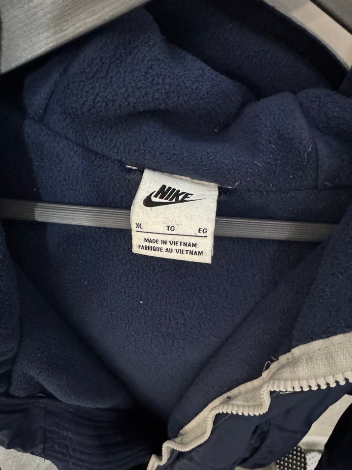 Erkek Mavi Kapüşonlu Nike Fermuarlı Mont - Görsel 4