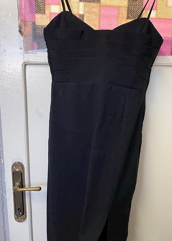 Siyah Uzun İnce Askılı Abiye Elbise - Görsel 2