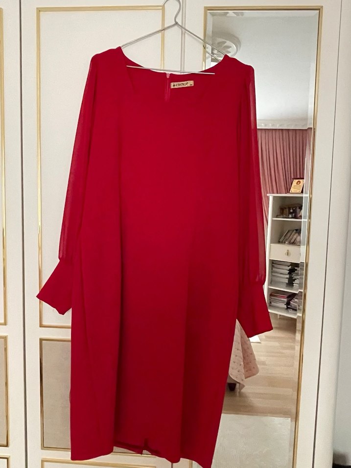 Kırmızı Drapeli Uzun Kadın Elbise - Görsel 4