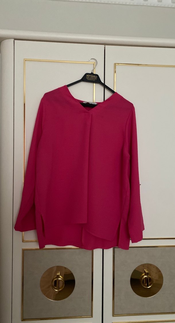 Pembe V Yaka Uzun Kollu Salaş Bluz - Görsel 4