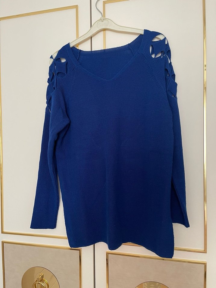 Mavi V Yaka Örgü Kadın Kazak - Görsel 4