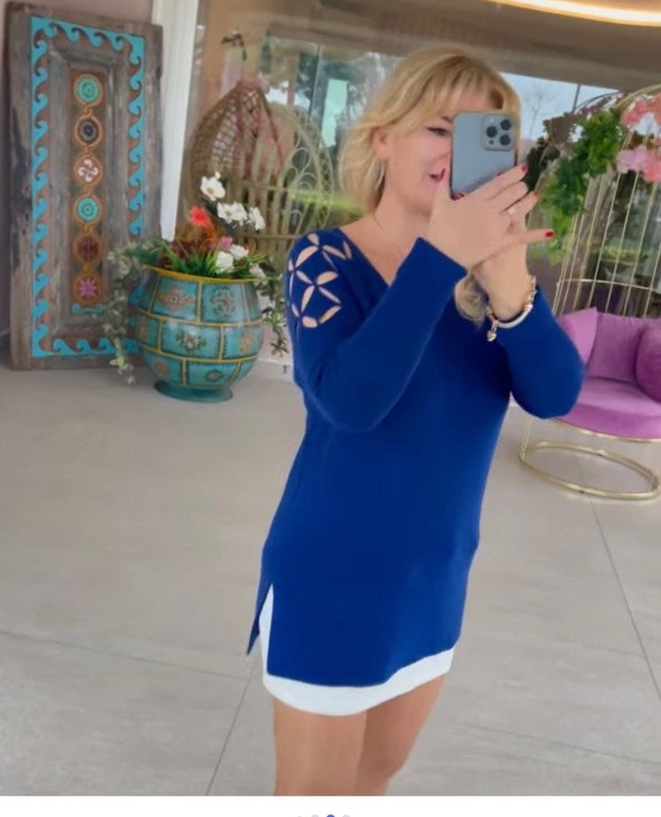 Mavi V Yaka Örgü Kadın Kazak - Görsel 5