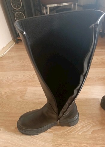 Siyah Deri Kadın Su Geçirmez Termo Çizme - Görsel 3