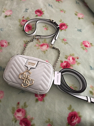 Guess beyaz hem bel çantasıomuz çantası