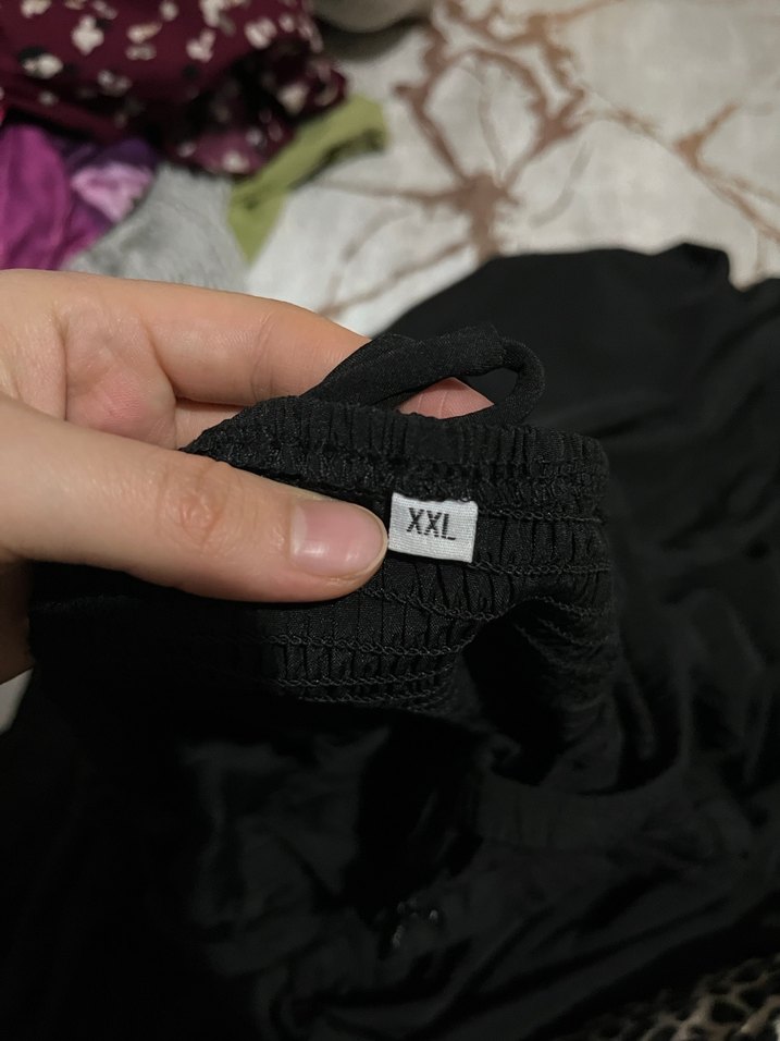 Düğmeli Siyah Uzun Keten Elbise - Görsel 3