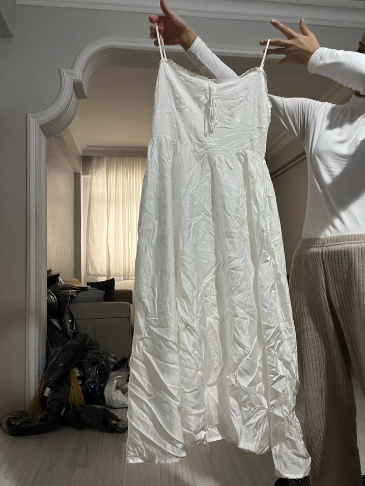 Beyaz Keten Salaş Midi Elbise - Görsel 3