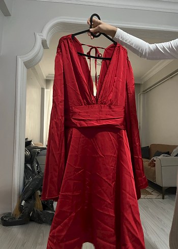 Kırmızı V Yakalı Midi Drapeli Abiye Elbise - Görsel 7