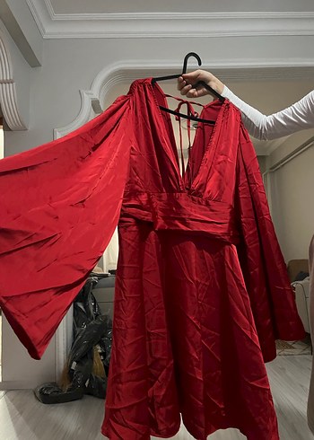 Kırmızı V Yakalı Midi Drapeli Abiye Elbise - Görsel 2