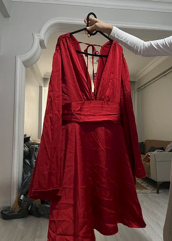 Kırmızı V Yakalı Midi Drapeli Abiye Elbise - Görsel 8