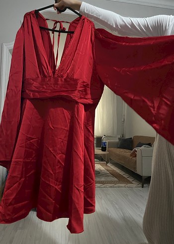 Kırmızı V Yakalı Midi Drapeli Abiye Elbise - Görsel 4