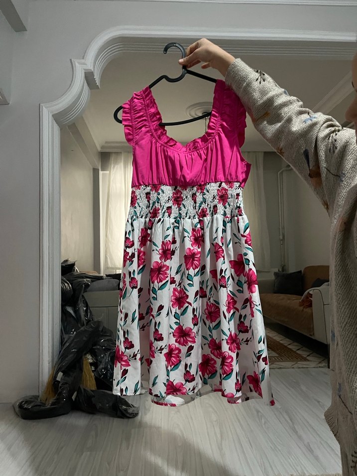 Pembe Çiçekli Fırfırlı Bohem Mini Elbise - Görsel 3