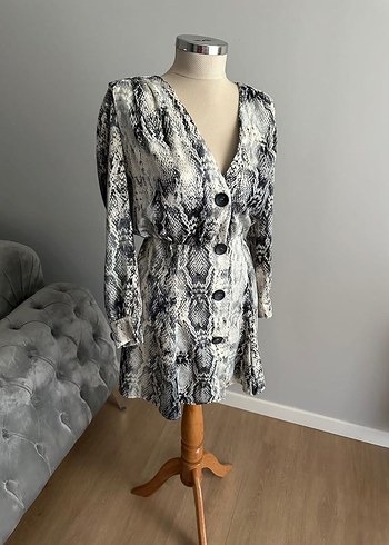 Zara S beden saten elbise - Görsel 2