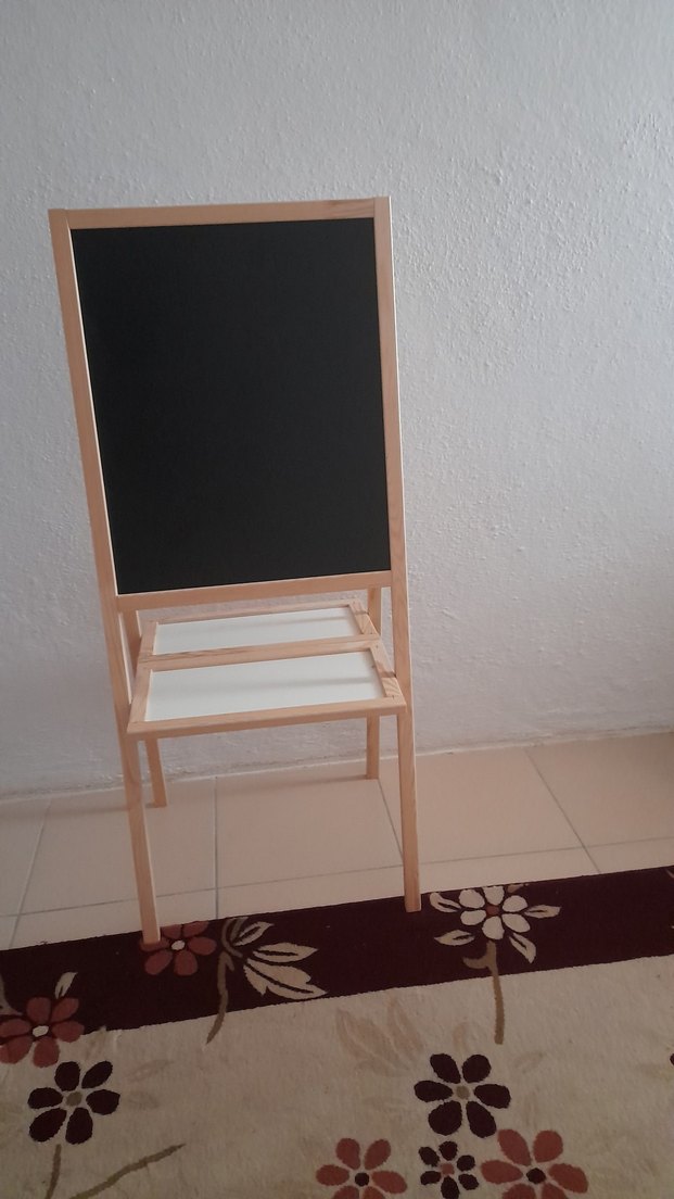 Ahşap Ayaklı Çift Taraflı Yazı Tahtası (Kara + Beyaz Tahta) - Görsel 2