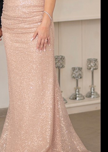 Drapeli Parlak Bej Yılan Desenli Uzun Elbise - Görsel 6