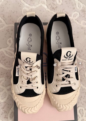 Guja bağcıklı transparan sneaker siyah kadın ayakkabısı - Görsel 3