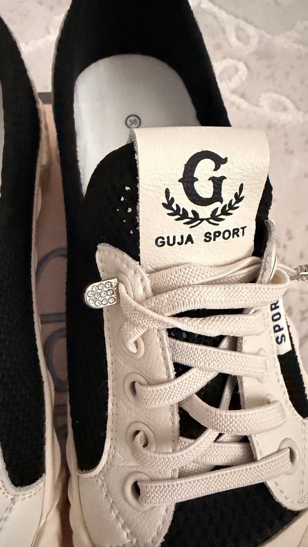 Guja bağcıklı transparan sneaker siyah kadın ayakkabısı - Görsel 2