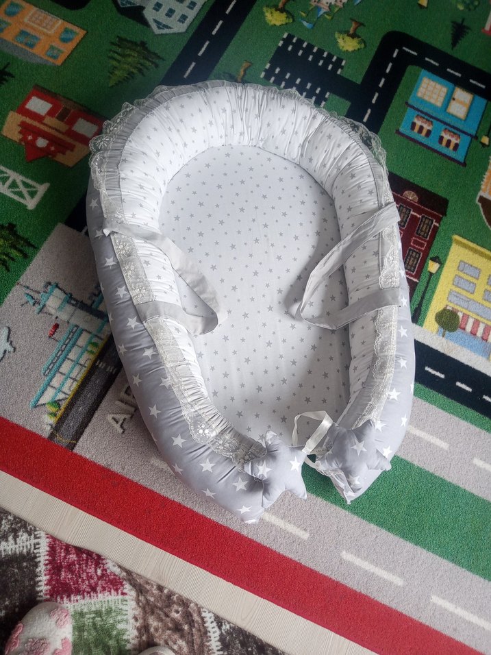 Beyaz Gri Yıldız Desenli Bebek Yatak Minderi - Görsel 3