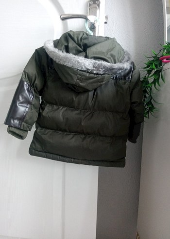 Kürklü Erkek Çocuk yeşil renkli Streetwear Mont - Görsel 3