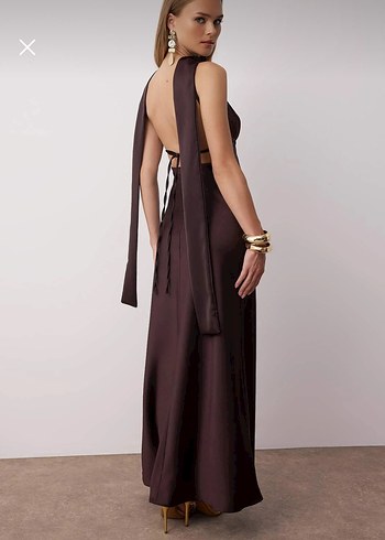 Kahverengi V Yaka Uzun Saten Elbise - Görsel 2
