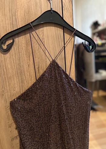 Pull bear Simli Kahverengi İnce Askılı Midi Abiye Elbise - Görsel 3