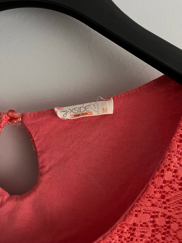 Kısa Kollu Kırmızı Dantelli Mini Bluz - Görsel 2