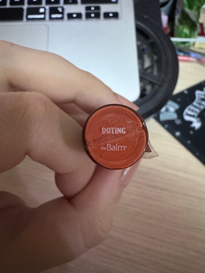 The Balm doting Meet Matt(e) Hughes Ruj - Görsel 2