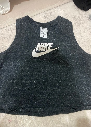 Nike m