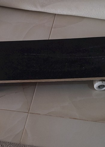 Beyaz ve Gri Çocuk Kaykay - Görsel 2