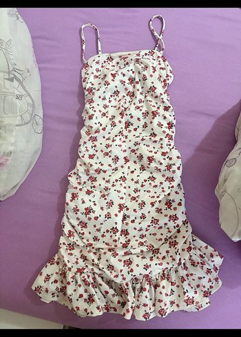 Çiçek Desenli İnce Askılı Mini elbise - Görsel 3