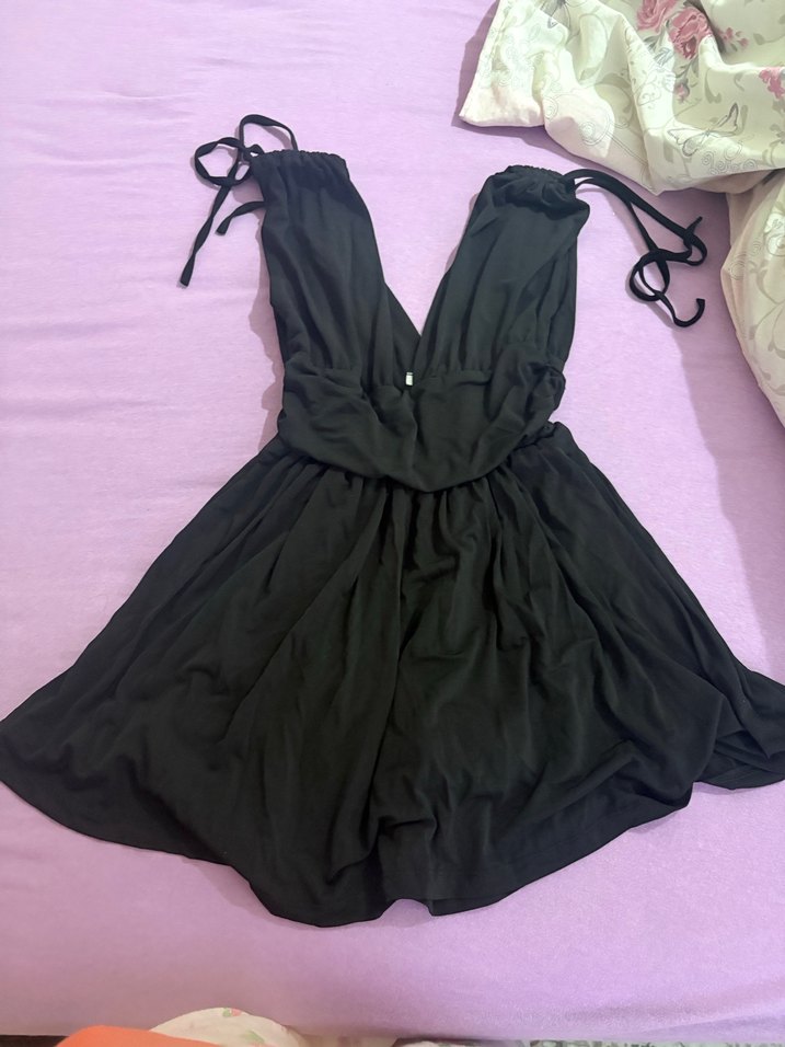 Siyah şortlu elbise - Görsel 2