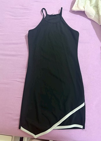 Siyah elbise sıfır ayarında - Görsel 2