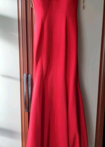 Kırmızı Uzun Kollu Fırfırlı Abiye Elbise - Görsel 2