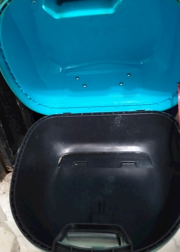 Parlak Yeşil Motosiklet Kaskı - Görsel 2