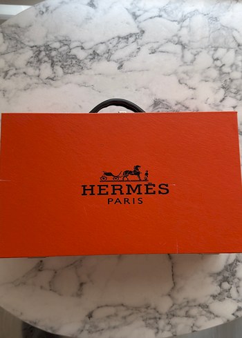 Hermes Paris Kirmizi Parlak Valiz Kutu