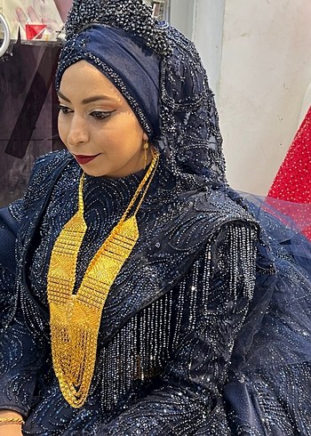 Uzun Kollu, Yüksek Yakalı Parıltılı Kadın Abiye - Görsel 3