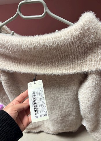 Krem Renk Kısa Kürklü Kadın Kazak - Görsel 3