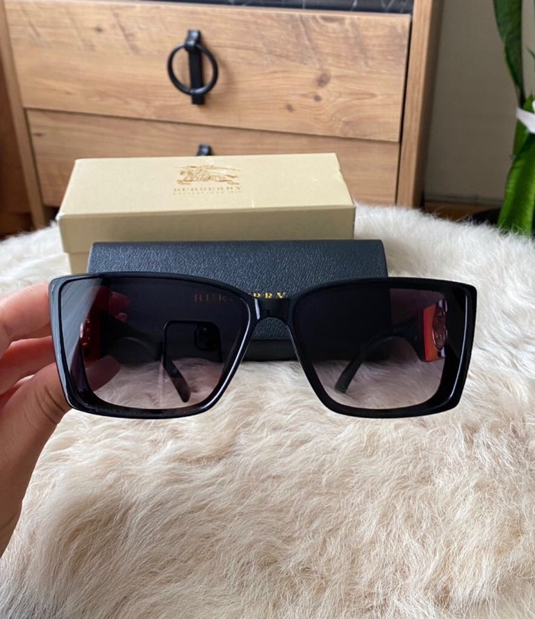 Burberry Tokalı Siyah Kadın Gözlüğü - Görsel 4