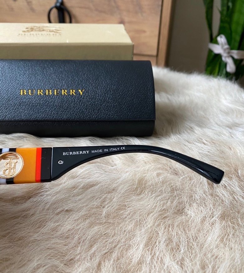 Burberry Tokalı Siyah Kadın Gözlüğü - Görsel 3