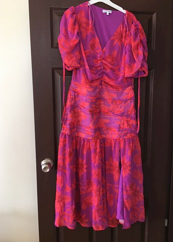 Mor Bağcıklı V Yaka Uzun Elbise - Görsel 2