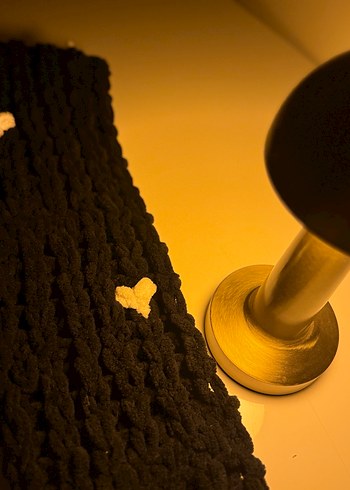 Siyah Puffy Örgü Kadın Atkı Beyaz Detaylarla - Görsel 2