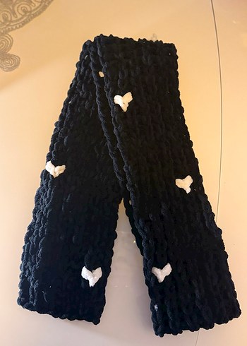 Siyah Puffy Örgü Kadın Atkı Beyaz Detaylarla - Görsel 3