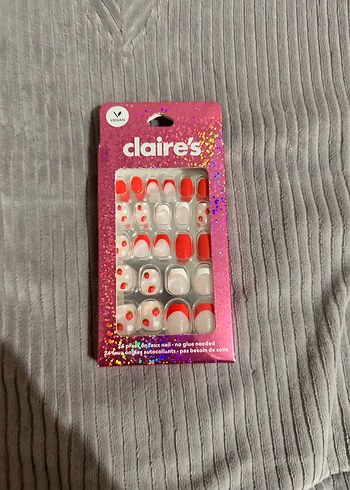 Claires