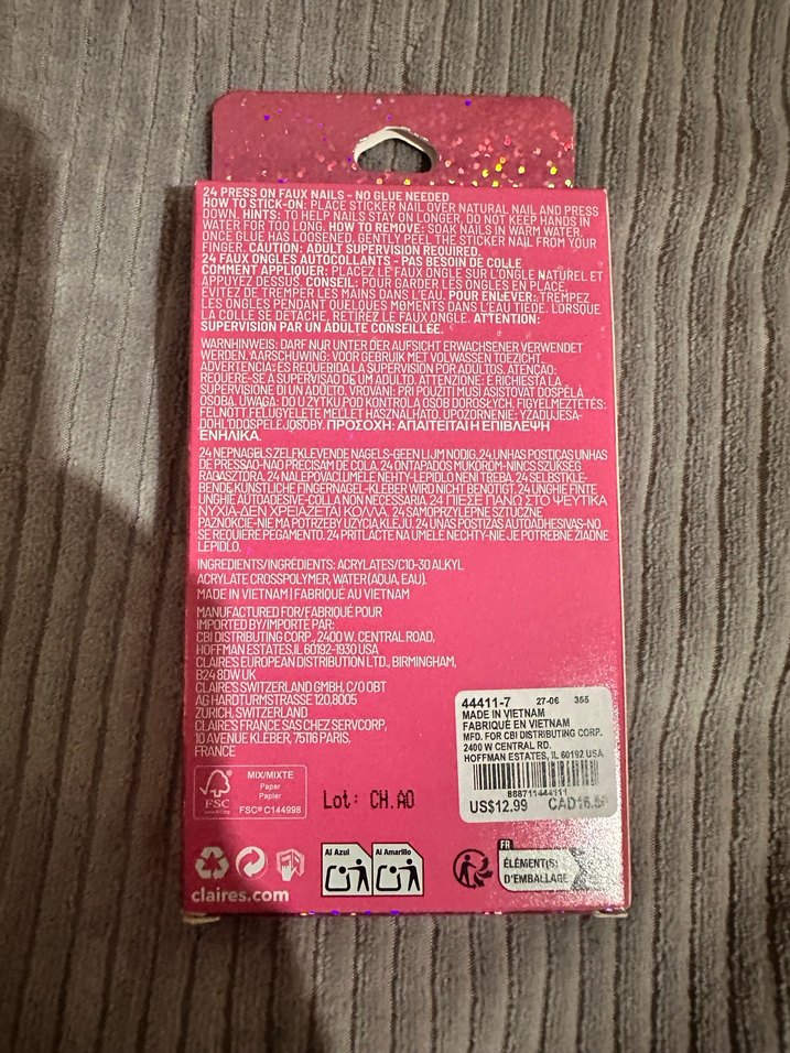 Claire's Kırmızı Desenli Takma Tırnak - Görsel 3