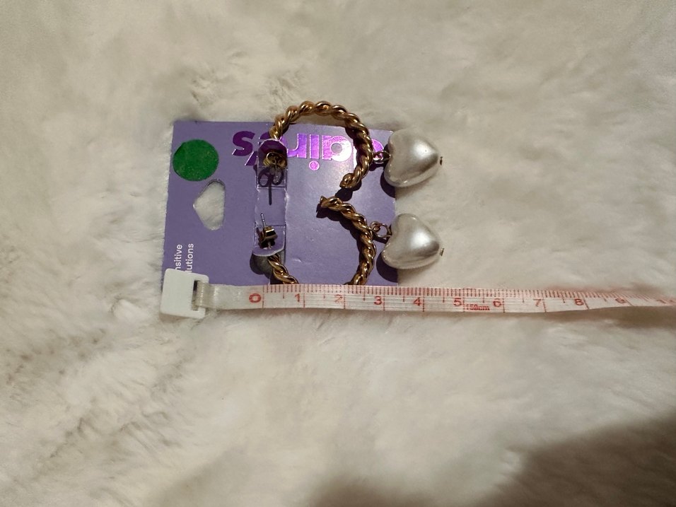 Altın Zincir Detaylı Mini halka Küpe - Görsel 3