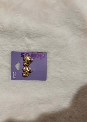 Altın Renkli  Kalp Küpeler - Görsel 2