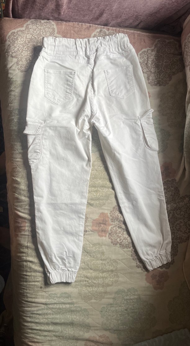 Kadın Beyaz Pamuklu Kemerli Bol Kesim Pantolon - Görsel 3