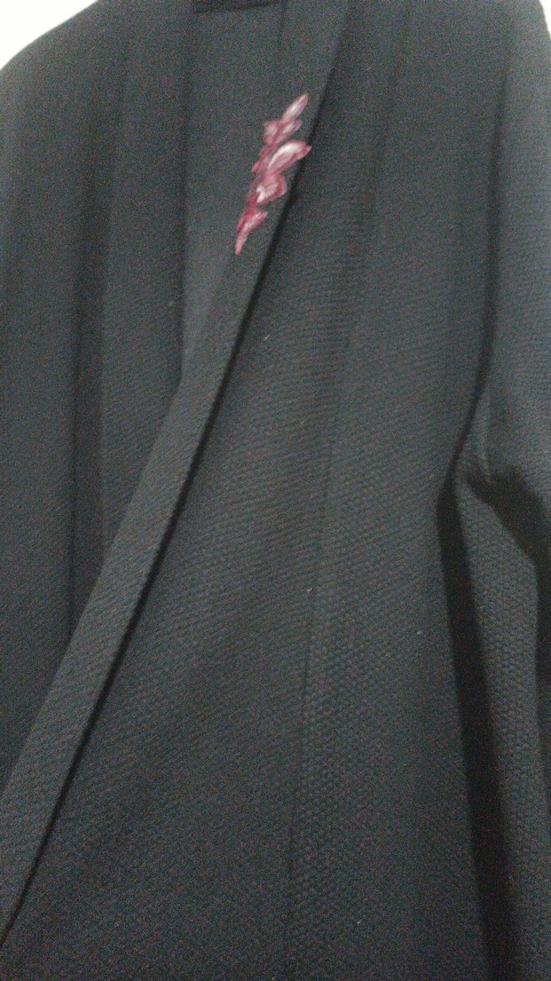 Uzun Siyah Dökümlü Kadın Kaban - Görsel 2